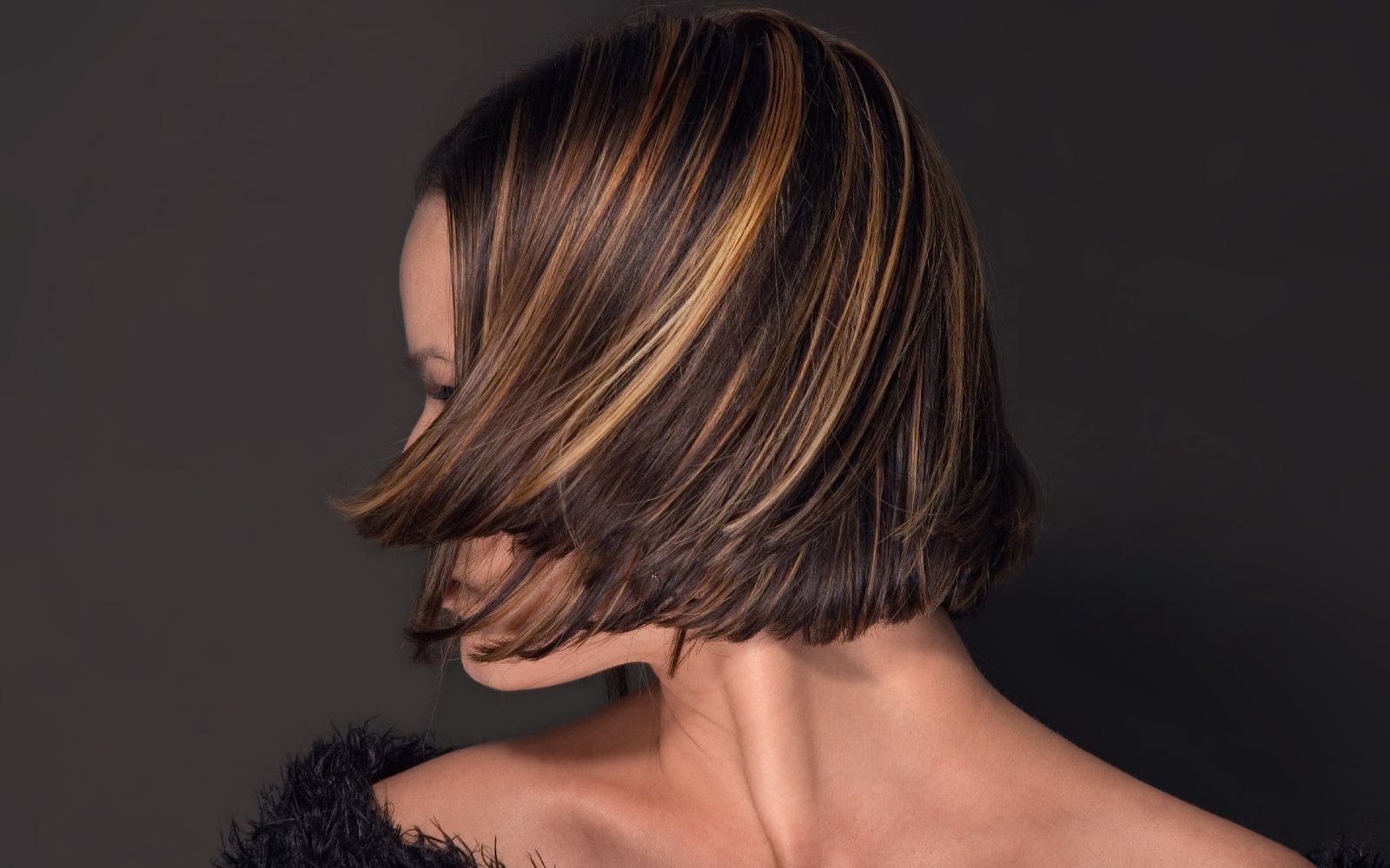 brown hair with honey highlights
